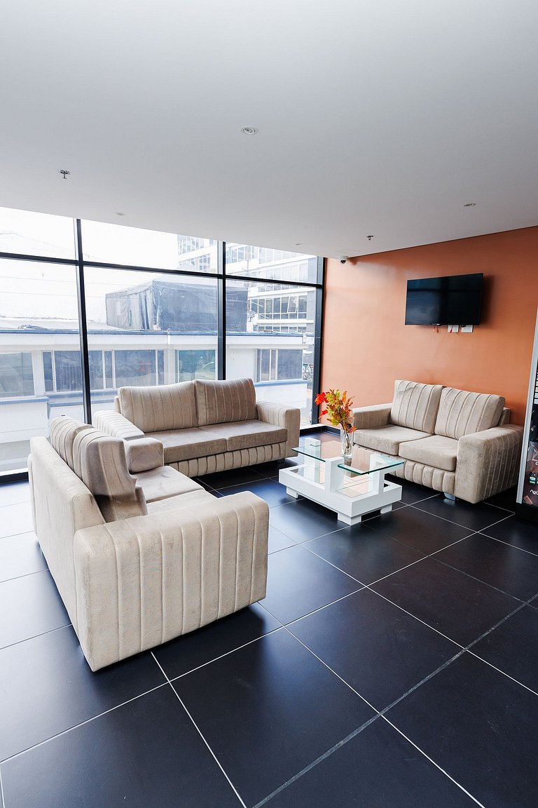 vestrip - taj - 97, cerca a el parque de la 93